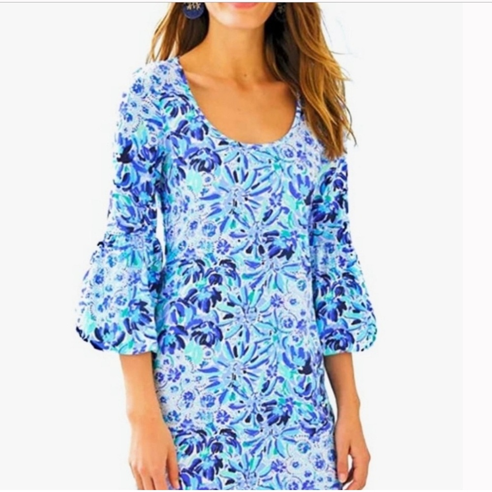 Lilly Pulitzer Carlile Small Blue Iris High Mainten Blouson Sleeve Pima Beach - Picture 2 of 12